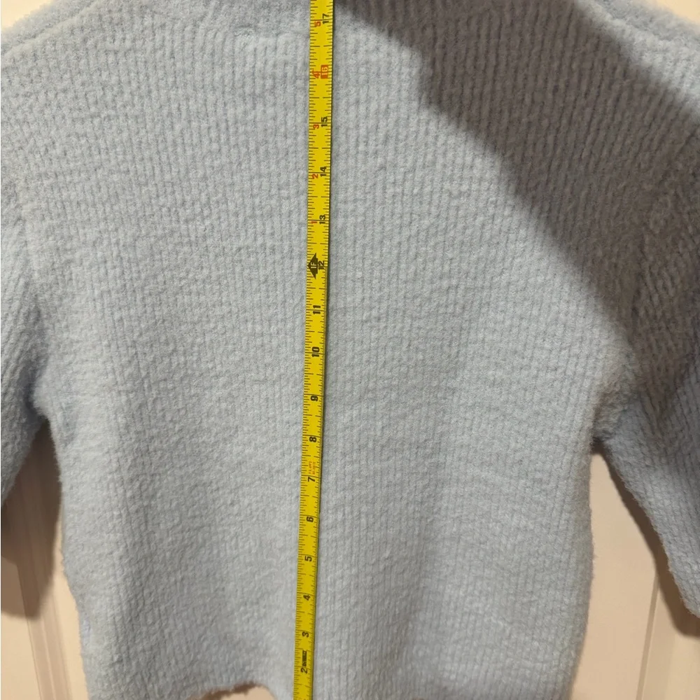 House of Harlow 1960 Blue Cropped Cardigan Short Sleeve Pearl Rhinestone Button - Picture 6 of 13